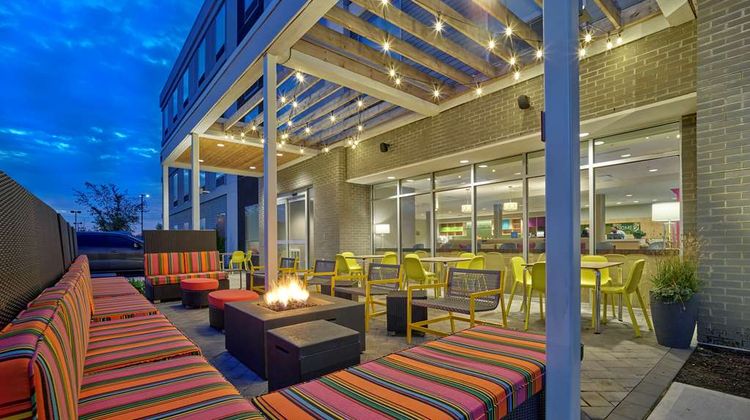 Home2 Suites by Hilton Wayne Exterior