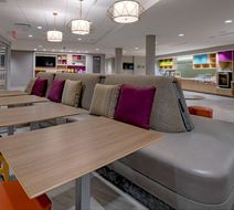 Home2 Suites by Hilton Wayne Lobby