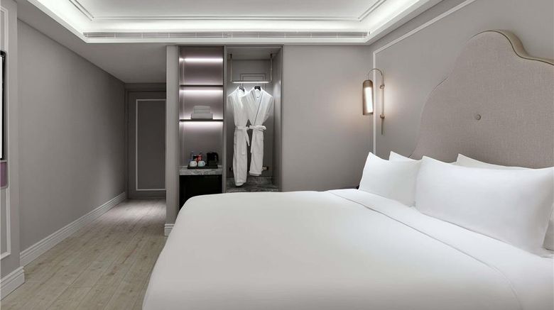<b>Mercure Xiamen On the Bund Room</b>. Images powered by <a href="https://iceportal.shijigroup.com/" title="IcePortal" target="_blank">IcePortal</a>.