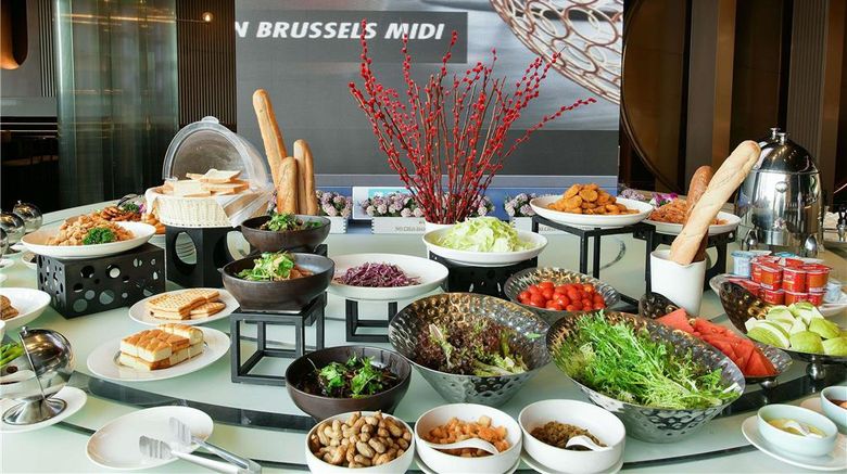 <b>Mercure Xiamen On the Bund Restaurant</b>. Images powered by <a href="https://iceportal.shijigroup.com/" title="IcePortal" target="_blank">IcePortal</a>.
