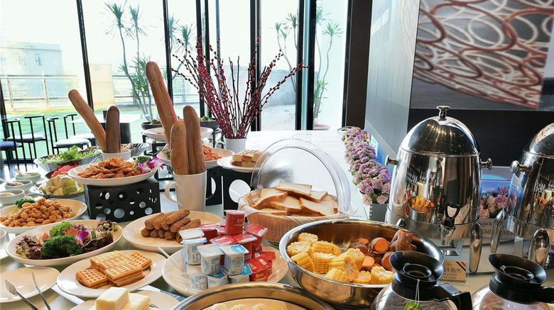 <b>Mercure Xiamen On the Bund Restaurant</b>. Images powered by <a href="https://iceportal.shijigroup.com/" title="IcePortal" target="_blank">IcePortal</a>.