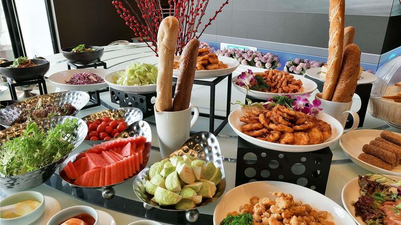 <b>Mercure Xiamen On the Bund Restaurant</b>. Images powered by <a href="https://iceportal.shijigroup.com/" title="IcePortal" target="_blank">IcePortal</a>.