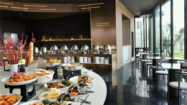 <b>Mercure Xiamen On the Bund Restaurant</b>. Images powered by <a href="https://iceportal.shijigroup.com/" title="IcePortal" target="_blank">IcePortal</a>.