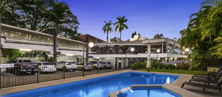 Mercure Rockhampton Exterior
