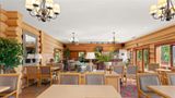 <b>Kootenay Lakeview Resort, BW Signature Lobby</b>. Images powered by <a href="https://iceportal.shijigroup.com/" title="IcePortal" target="_blank">IcePortal</a>.