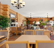 Kootenay Lakeview Resort, BW Signature Lobby