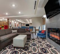 Comfort Inn & Suites Downtown near Univ Lobby