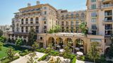 <b>The Maybourne Beverly Hills Exterior</b>. Images powered by <a href="https://iceportal.shijigroup.com/" title="IcePortal" target="_blank">IcePortal</a>.