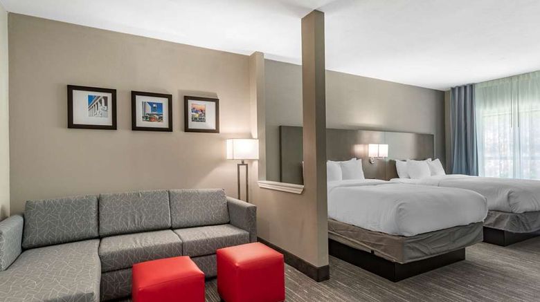 <b>Comfort Inn and Suites Olive Branch Suite</b>. Images powered by <a href="https://iceportal.shijigroup.com/" title="IcePortal" target="_blank">IcePortal</a>.