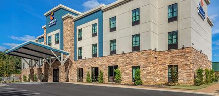 Comfort Inn and Suites Olive Branch Exterior