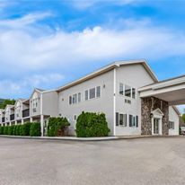 Quality Inn and Suites Gorham Riverside