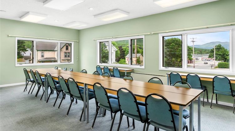 Quality Inn and Suites Gorham Riverside Meeting