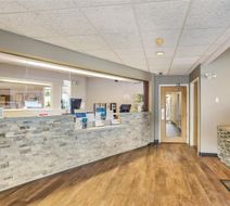 Quality Inn and Suites Gorham White Mountains Lobby
