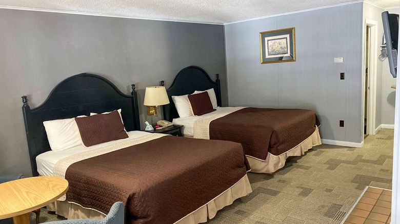 <b>Travelodge by Wyndham Lincoln Room</b>. Images powered by <a href="https://iceportal.shijigroup.com/" title="IcePortal" target="_blank">IcePortal</a>.