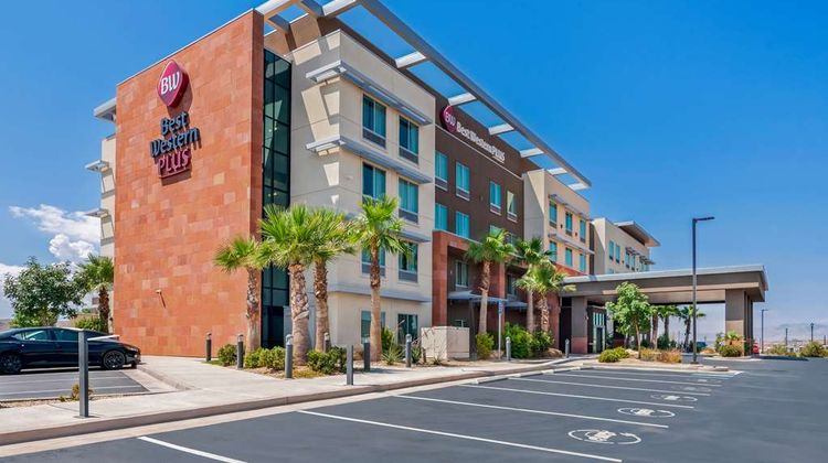 Best Western Plus Settlers Point Exterior