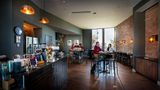 <b>Hotel Maverick Restaurant</b>. Images powered by <a href="https://iceportal.shijigroup.com/" title="IcePortal" target="_blank">IcePortal</a>.