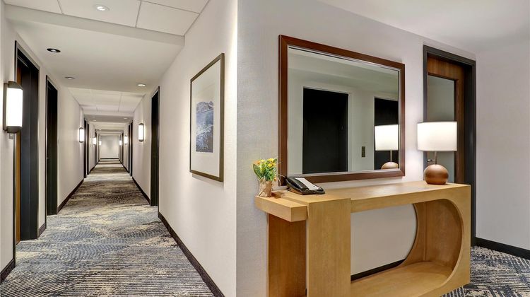Hyatt Place Prince George Lobby