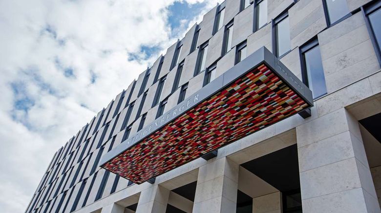 <b>Steigenberger Airport Hotel Berlin Exterior</b>. Images powered by <a href="https://iceportal.shijigroup.com/" title="IcePortal" target="_blank">IcePortal</a>.