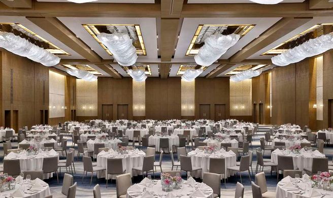 Hilton Abu Dhabi Yas Island Exterior