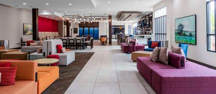 Hilton Garden Inn Detroit Utica Lobby