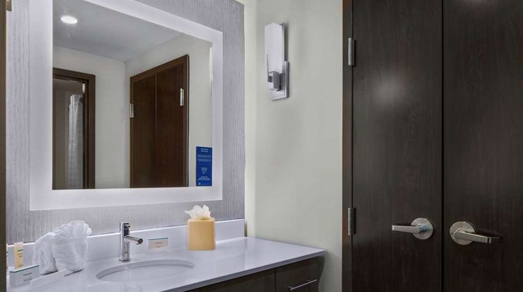 Homewood Suites Greensboro Wendover Room
