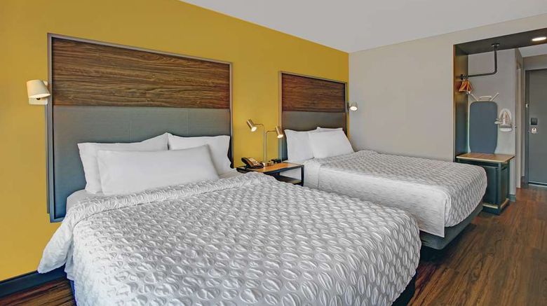 <b>Tru by Hilton Stoughton Room</b>. Images powered by <a href="https://iceportal.shijigroup.com/" title="IcePortal" target="_blank">IcePortal</a>.