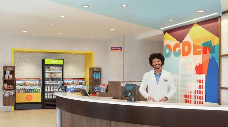 Home2 Suites by Hilton Ogden Lobby