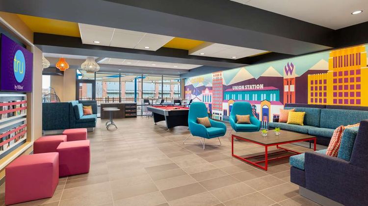 Tru by Hilton Ogden Lobby