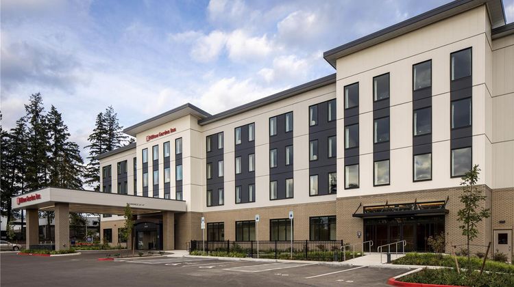 Hilton Garden Inn Wilsonville Exterior