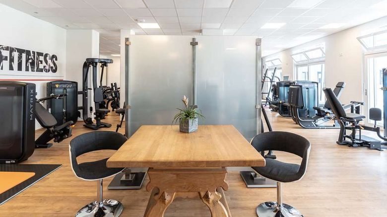 <b>Augsburg-Hotel Sonnenhof Health</b>. Images powered by <a href="https://iceportal.shijigroup.com/" title="IcePortal" target="_blank">IcePortal</a>.