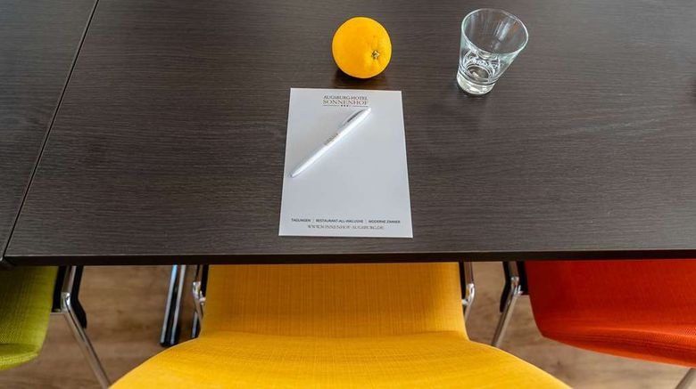 <b>Augsburg-Hotel Sonnenhof Meeting</b>. Images powered by <a href="https://iceportal.shijigroup.com/" title="IcePortal" target="_blank">IcePortal</a>.