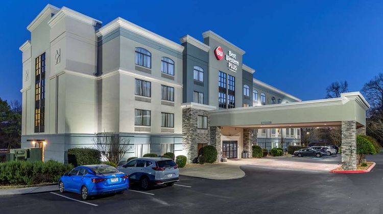 Best Western Plus Dalton Inn Exterior