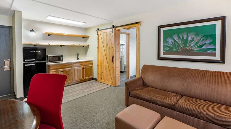 <b>Travelodge by Wyndham Lovell/Bighorns Suite</b>. Images powered by <a href="https://iceportal.shijigroup.com/" title="IcePortal" target="_blank">IcePortal</a>.
