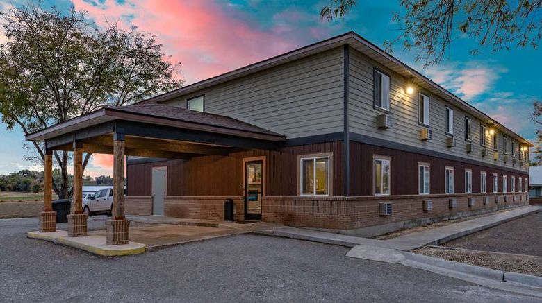 <b>Travelodge by Wyndham Lovell/Bighorns Exterior</b>. Images powered by <a href="https://iceportal.shijigroup.com/" title="IcePortal" target="_blank">IcePortal</a>.