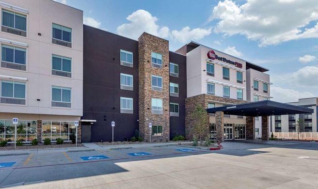 Best Western Plus Amarillo East Hotel Exterior