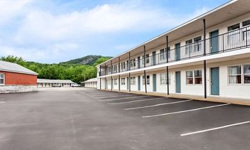Rodeway Inn Gorham Riverside