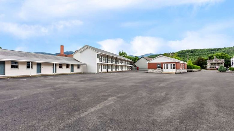 <b>Rodeway Inn Gorham Riverside Exterior</b>. Images powered by <a href="https://iceportal.shijigroup.com/" title="IcePortal" target="_blank">IcePortal</a>.