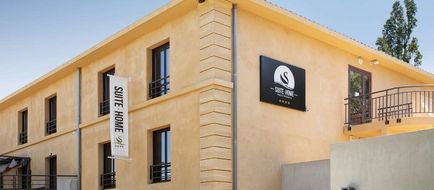 Suite Home Exterior