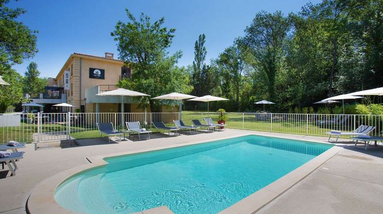 <b>Suite Home Pool</b>. Images powered by <a href="https://iceportal.shijigroup.com/" title="IcePortal" target="_blank">IcePortal</a>.