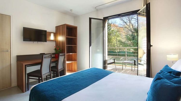 Suite Home Room