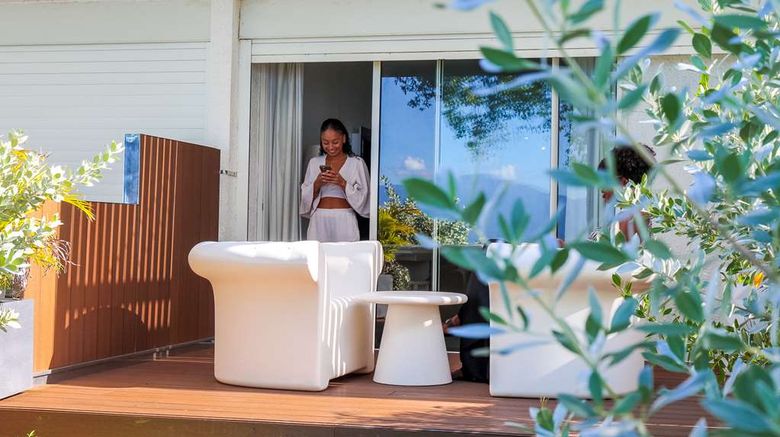 <b>La Creole Beach Hotel & Spa Room</b>. Images powered by <a href="https://iceportal.shijigroup.com/" title="IcePortal" target="_blank">IcePortal</a>.