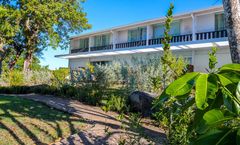 La Creole Beach Hotel & Spa