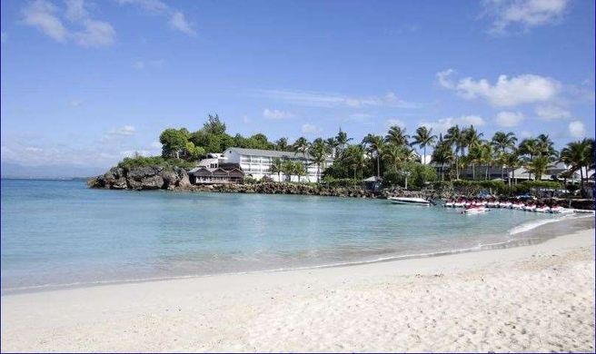 Mahogany Hotel Residence & Spa Exterior