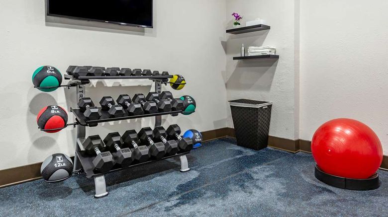 <b>Clarion Pointe Raleigh Midtown Health</b>. Images powered by <a href="https://iceportal.shijigroup.com/" title="IcePortal" target="_blank">IcePortal</a>.