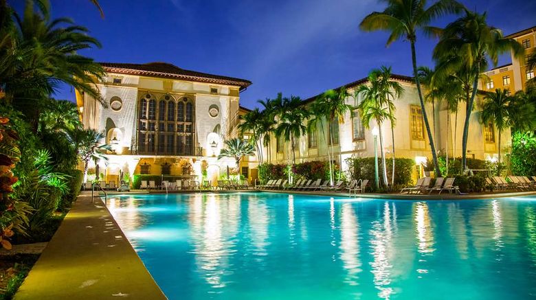 <b>The Biltmore Hotel Pool</b>. Images powered by <a href="https://iceportal.shijigroup.com/" title="IcePortal" target="_blank">IcePortal</a>.