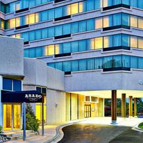 Wyndham College Park North Hotel
