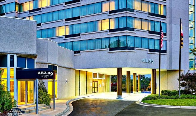 Wyndham College Park North Hotel Exterior