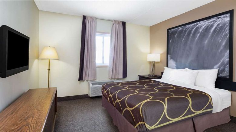 <b>Super 8 by Wyndham Niagara Falls Suite</b>. Images powered by <a href="https://iceportal.shijigroup.com/" title="IcePortal" target="_blank">IcePortal</a>.