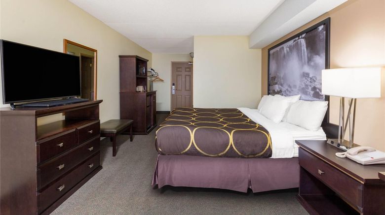<b>Super 8 by Wyndham Niagara Falls Room</b>. Images powered by <a href="https://iceportal.shijigroup.com/" title="IcePortal" target="_blank">IcePortal</a>.