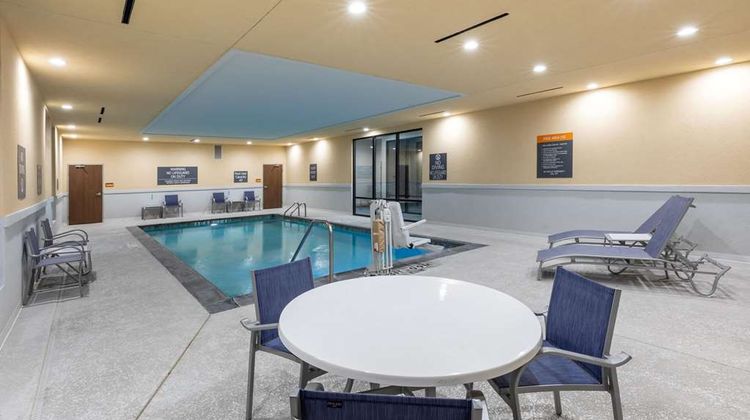 La Quinta Inn & Suites by Wyndham Frisco Pool